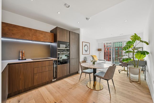Flat 24 7A, Exchange Gardens, London photo 2