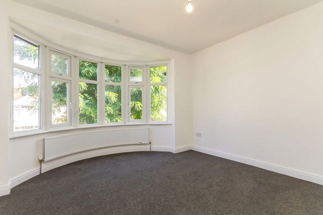 3, Eastcote Avenue, Greenford photo 4