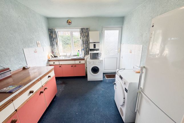 7, Ringwood Edge, Elland photo 3