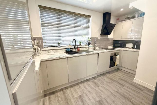 9, Roxby Close, Stockton-On-Tees photo 4