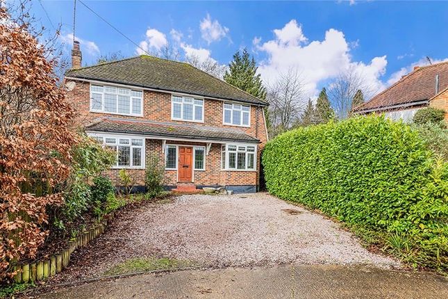 Thumbnail Detached house for sale in Meadowbrook, Oxted