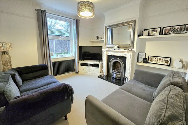 7 Park Cottages,, Goddards Lane, Surrey photo 2
