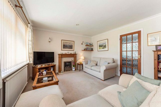 69, Worcester Road, Chichester photo 3