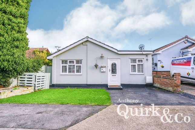 Thumbnail Bungalow for sale in Northfalls Road, Canvey Island