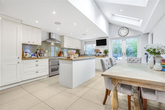 104, Pelham Road, London photo 2