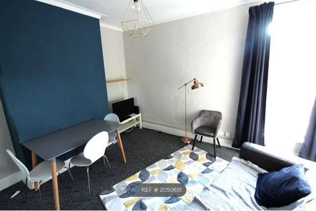 Flat to rent in Smithdown Road, Liverpool