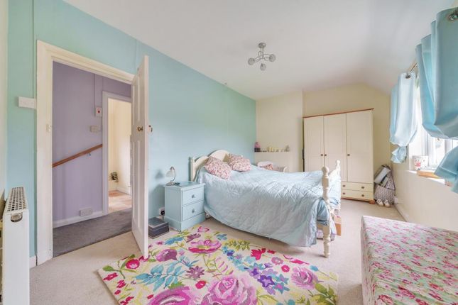 End terrace house for sale in Witney, Bampton