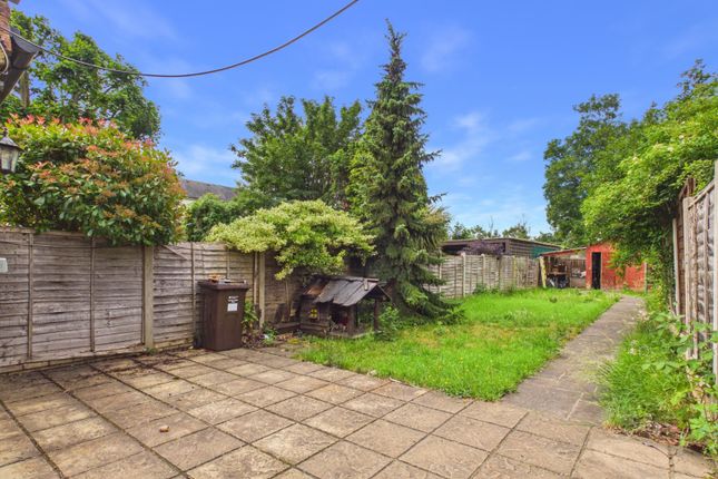84, Danesbury Road, Middlesex photo 3