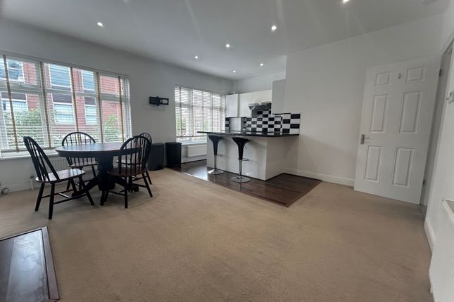 Thumbnail Flat to rent in Upper Mulgrave Road, Cheam, Sutton