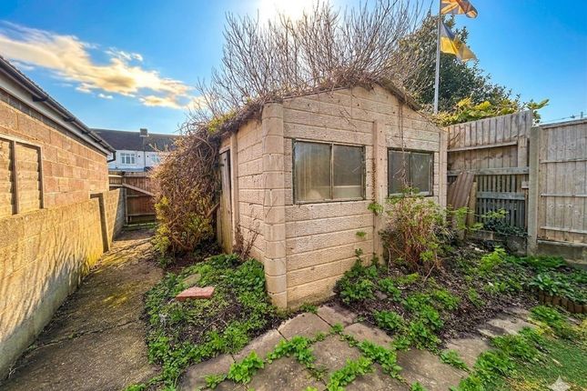 17, Sedgeley Grove, Gosport photo 4
