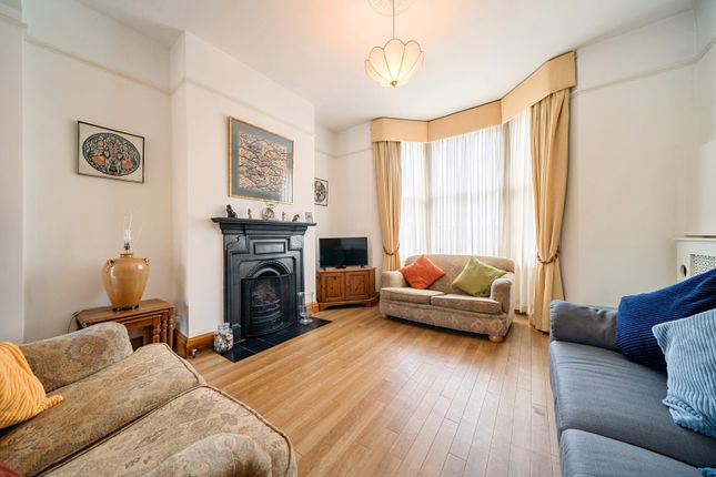 14, Freemantle Street, London photo 2