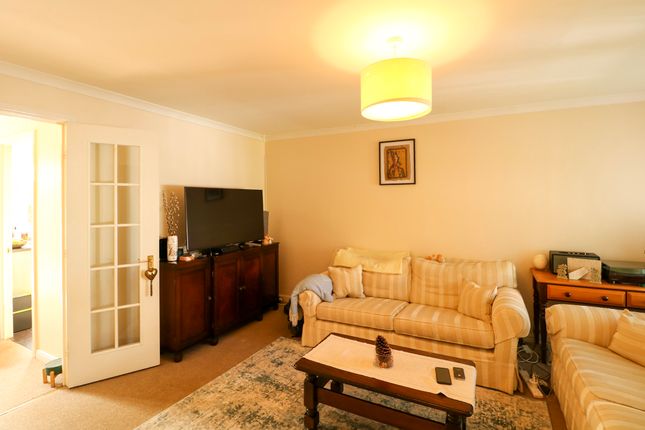 4, Vincent Place, Ashford photo 3