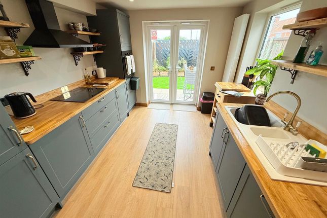 Vale Cottage, High Street, Great Yarmouth photo 4