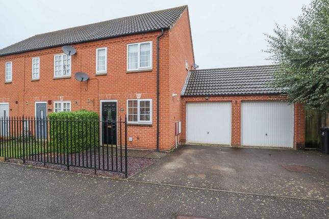 2-bed terraced on 310 Columbine Road, Ely, £1,250/mo