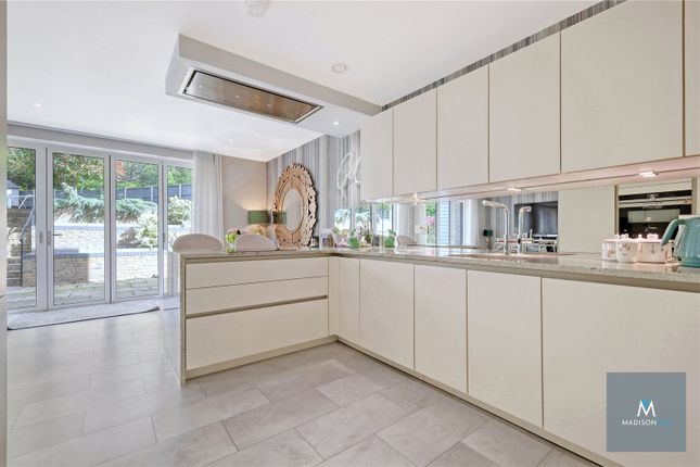 Detached house to rent in High Road, Chigwell, Essex