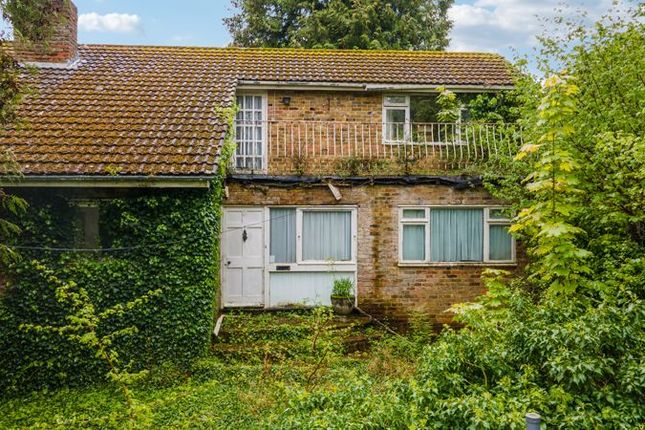 Detached house for sale in Toweridge Lane, High Wycombe