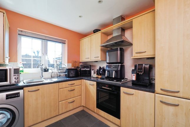 6, Ravenstone Court, Nottinghamshire photo 3
