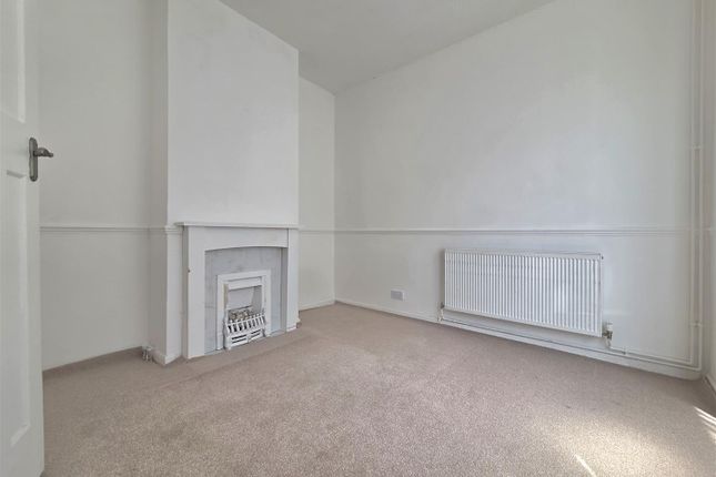 79, Agincourt Road, Portsmouth photo 2