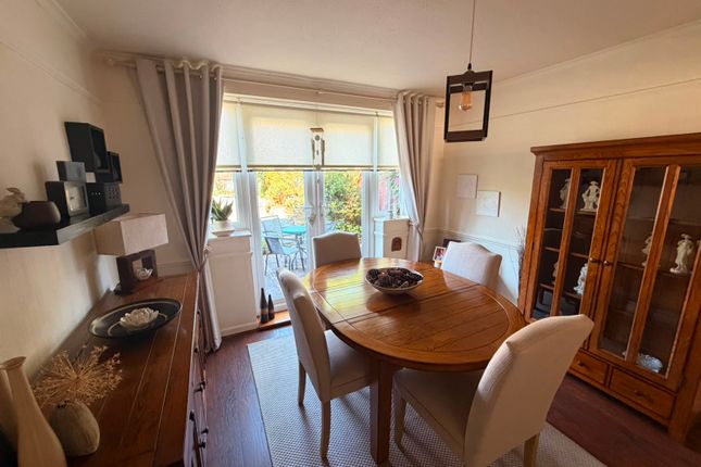 14, Lennon Close, Rugby photo 3