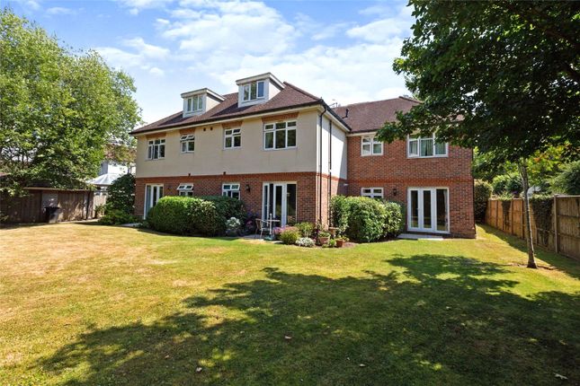 Flat 6, Winston Court, 161, St. Johns Road, Kent photo 2
