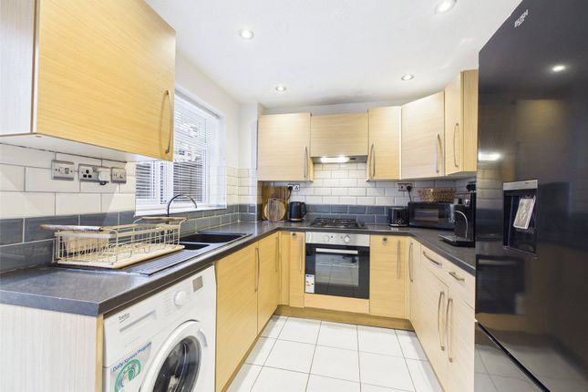 14, Cheviot Close, Worcestershire photo 3