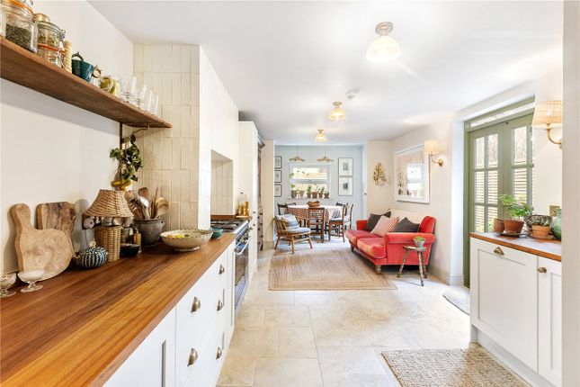 Flat for sale in Sandmere Road, London