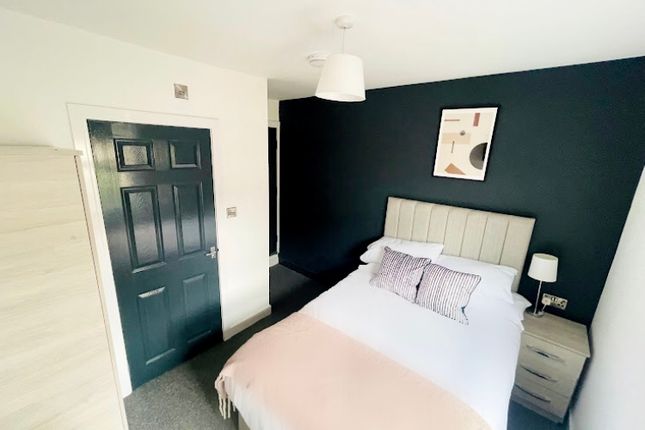 Thumbnail Room to rent in Wadham Street, Stoke-On-Trent