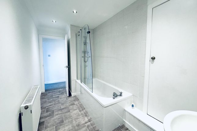 7, Stirling Street, Tillicoultry photo 3