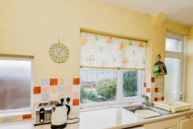 16, Hyde Road, Morecambe photo 2