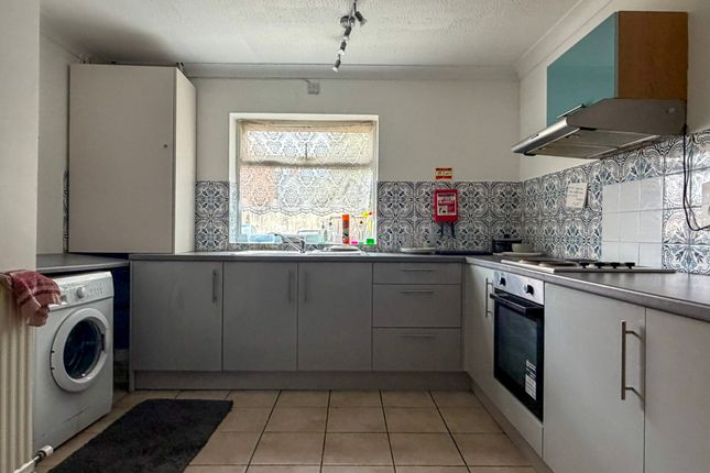 Room 5, 3a, Park Lane, Newmarket photo 3