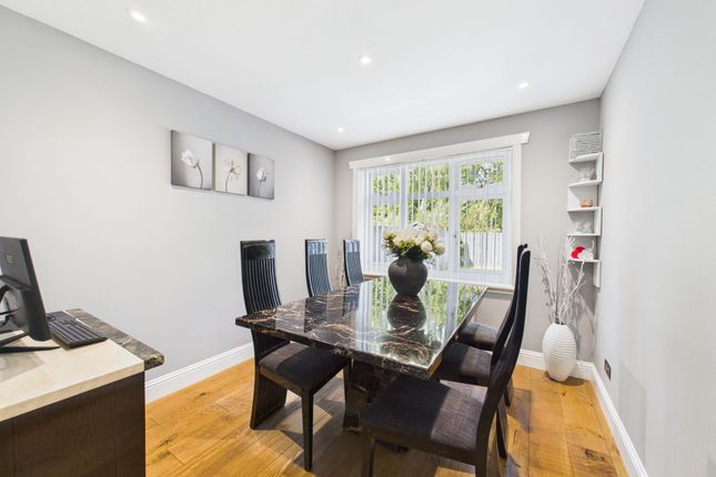 53 Blantyre Gardens, Glasgow photo 4