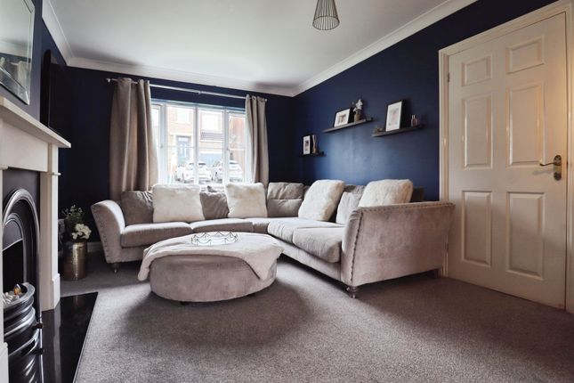 31, Beech Wood Drive, Porth photo 3