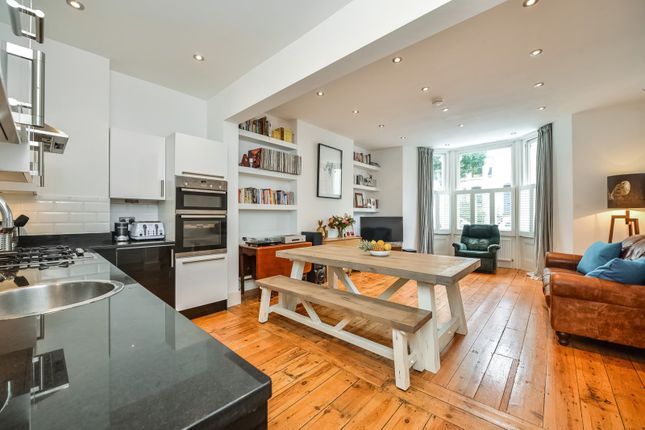 Flat for sale in Connaught Road, Hove, East Sussex