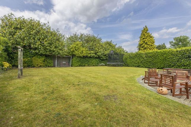 The Lodge 7, Monks Road, Wentworth Estate photo 4