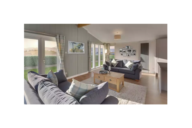 Lodge for sale in Shorefield Rd, Milford On Sea, Downton, Lymington