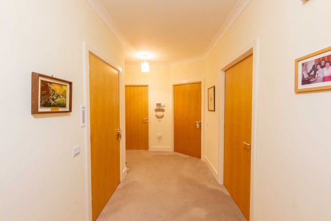33 The Retreat, Auchlochan, Lanark photo 3