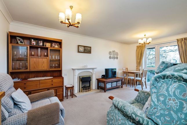 9, Hanbury Court, Thetford photo 2