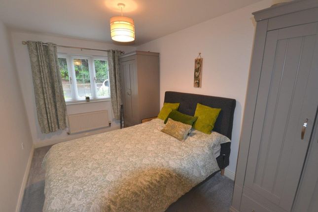 2, Birch View, Darlington photo 5