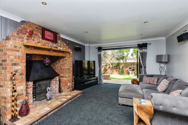 2 Malmesbury Drive, Eye, Peterborough, photo 4