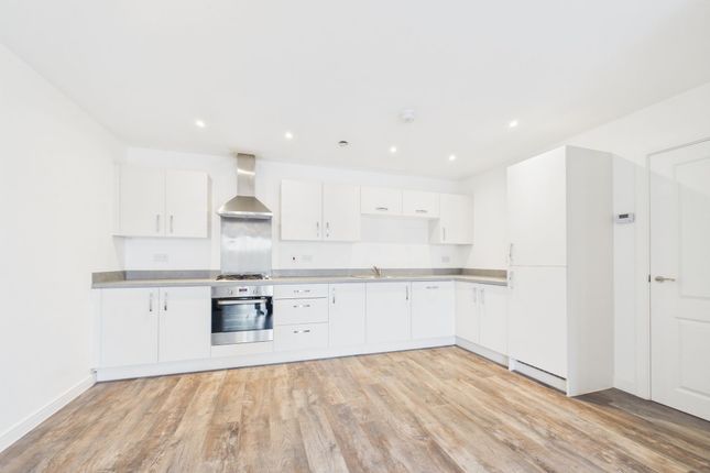 Flat 17, 1 Nightingale Way, Reading photo 3