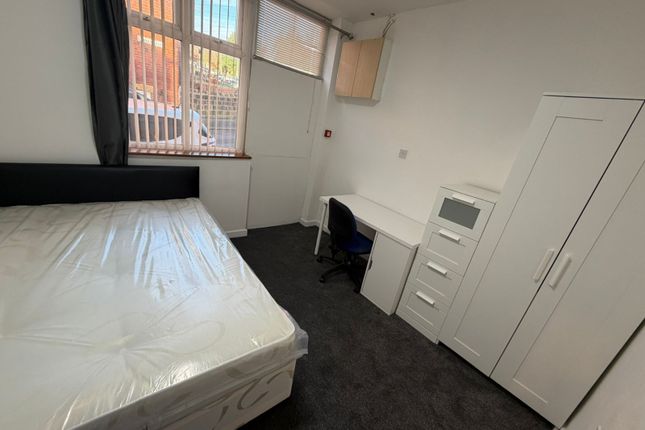 Raven Road, Leeds photo 4