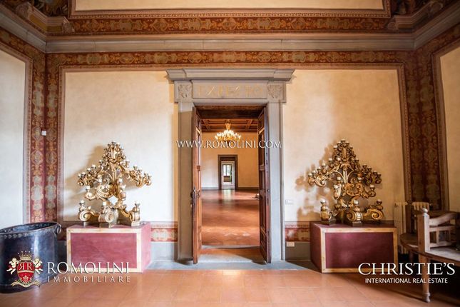 Villa for sale in Fiesole, Tuscany, Italy