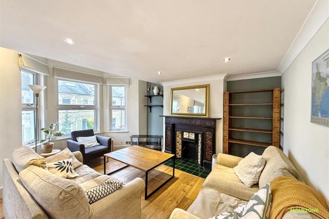 First Floor Flat, 70, Ballater Road, London photo 3