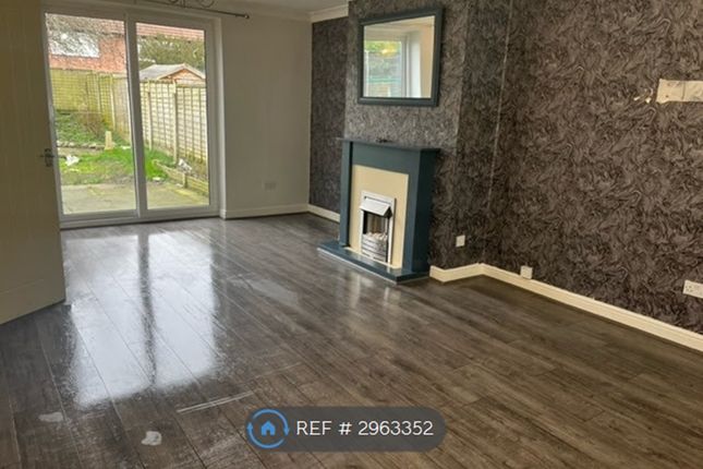 Royton Ave, Sale photo 2