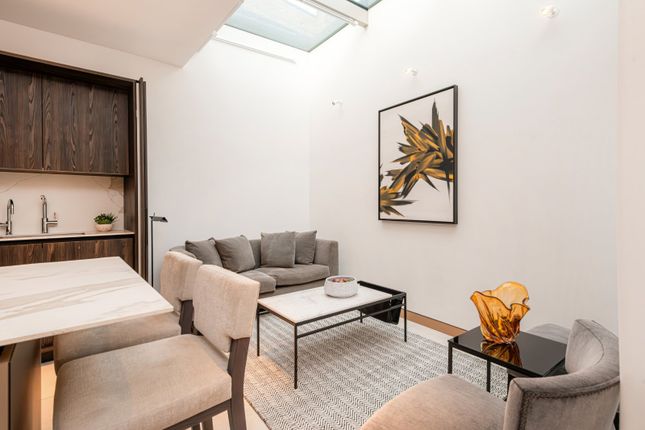 Mews house for sale in Down Street Mews, London