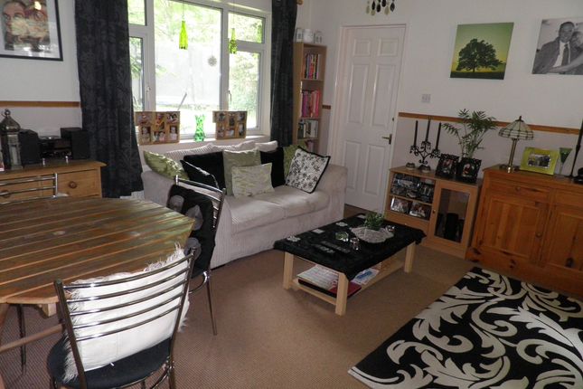 Flat to rent in The Green, Steventon, Abingdon