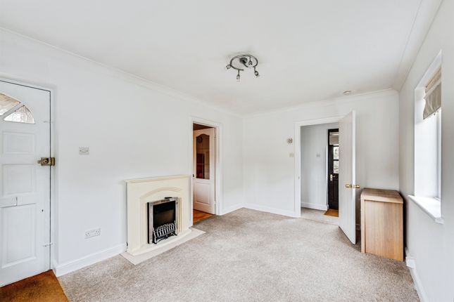 20, Swan Walk, Thame photo 3
