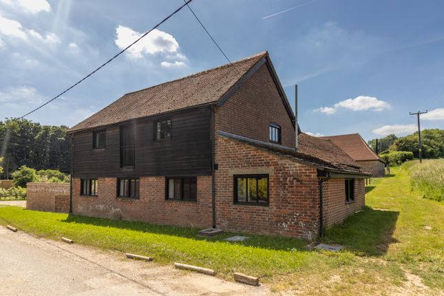 Barn conversion to rent in Lower Preshaw Lane, Upham, Southampton, Hampshire