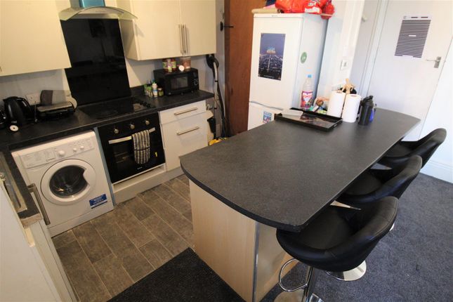 Thornville Mount, Leeds photo 3