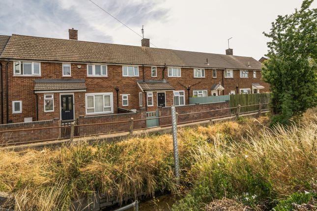 2-bed house on 3, Streamside Walk, Buckinghamshire, £320,000